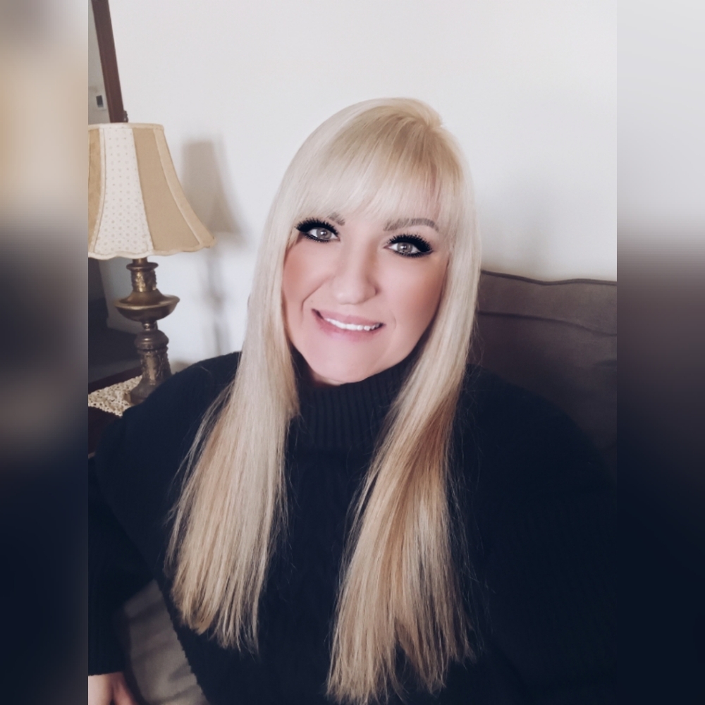 Meet your Posher, Abbey